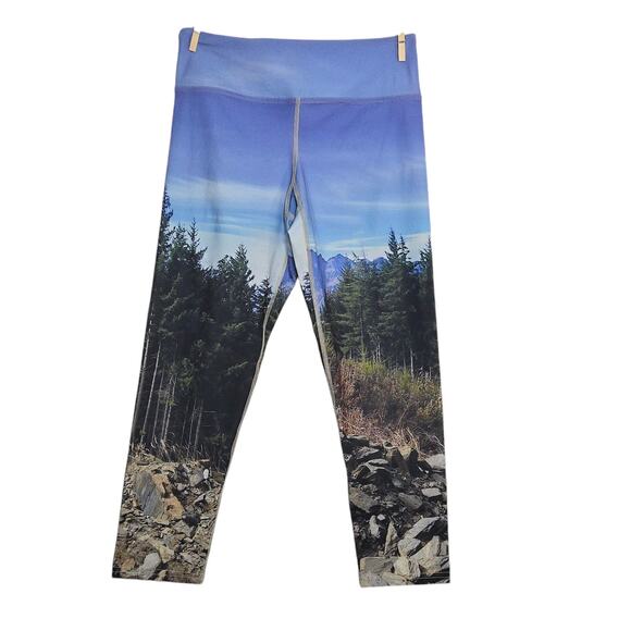 Eagle Rock Werkshop Leggings Size Medium Mountains Forest Scenery - Picture 1 of 5